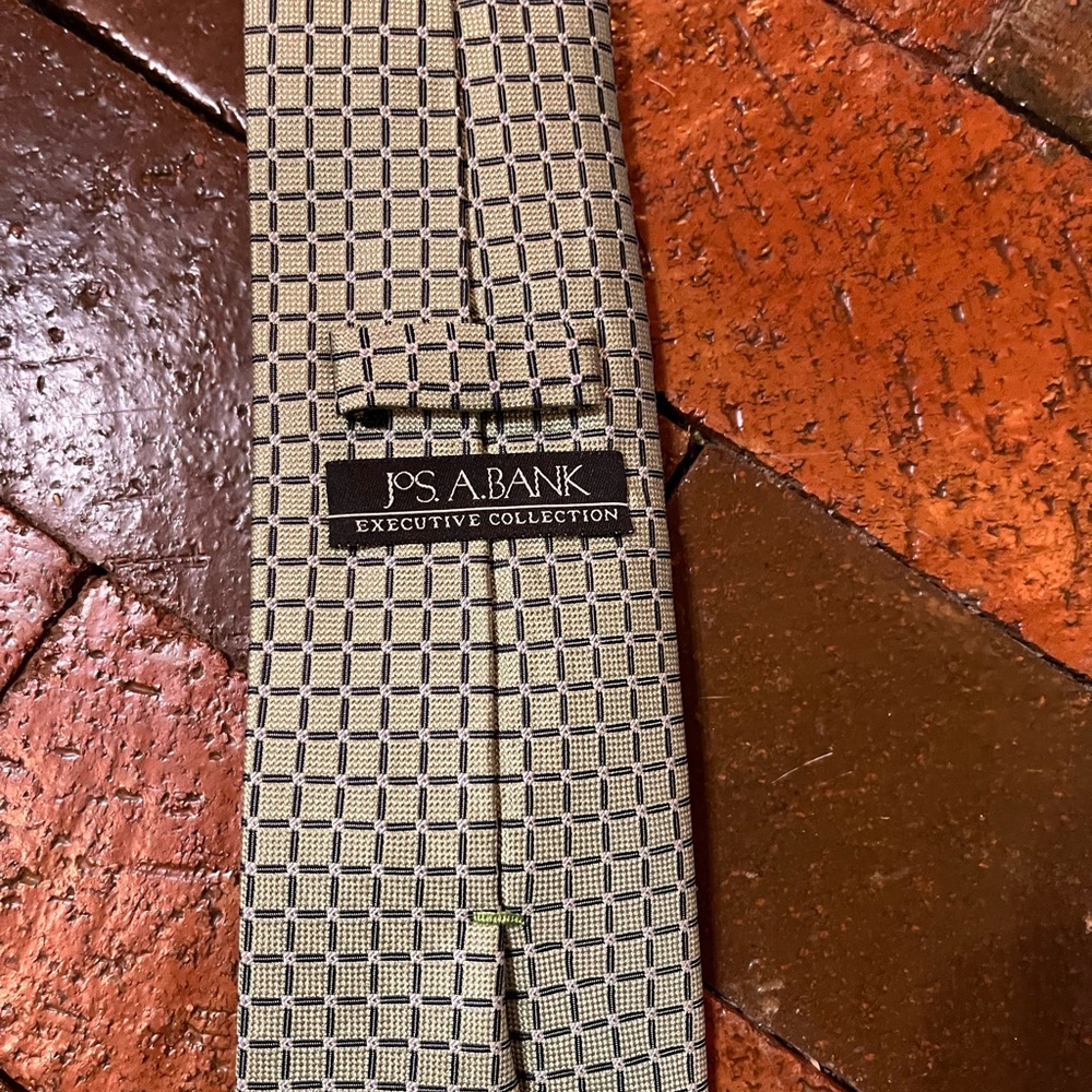 MEN TIES Jos. A Bank tie. 1211.